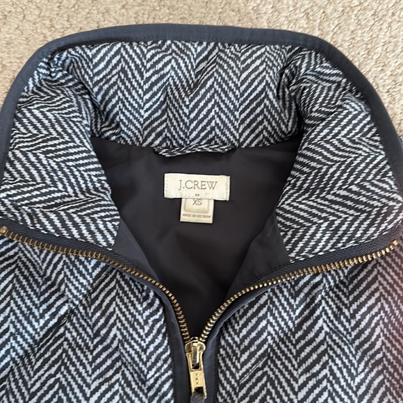 J Crew Gray Herringbone Quilted Vest - Picture 3 of 5